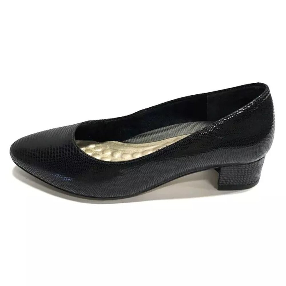 Walking Cradles Women's Heidi Pump Heel Black Patent, Size 7.5 WW